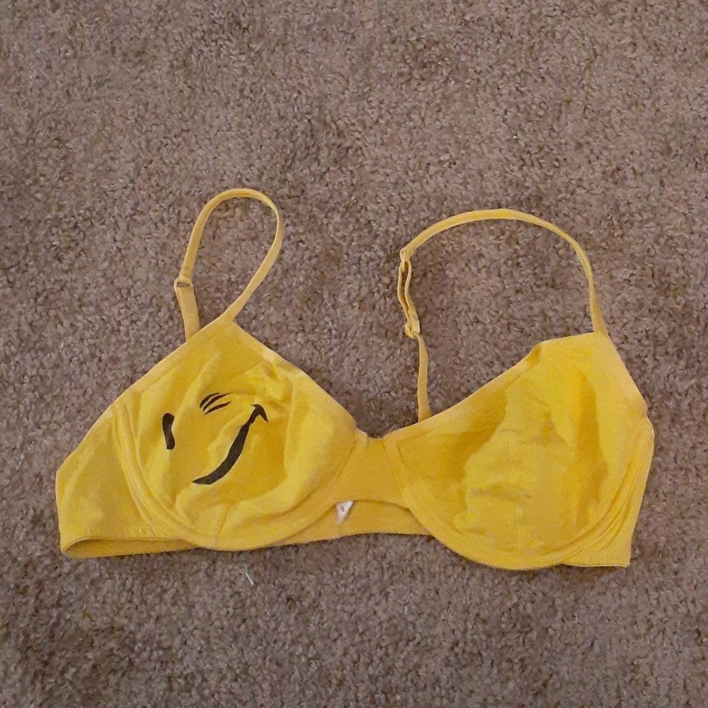 Bra
